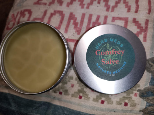 Comfrey and arnica salve